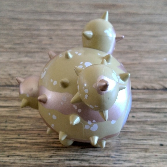 🦋 TOKIDOKI FIGURE 🦋 - Picture 2 of 5